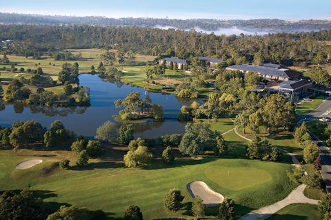 Country Club Tasmania - Tourism Townsville 0