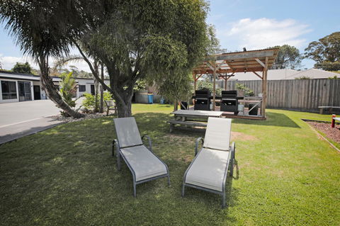 Georges Bay Apartments - Tourism Townsville 39