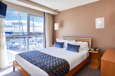 Peppers Seaport Hotel - Tourism Townsville 9
