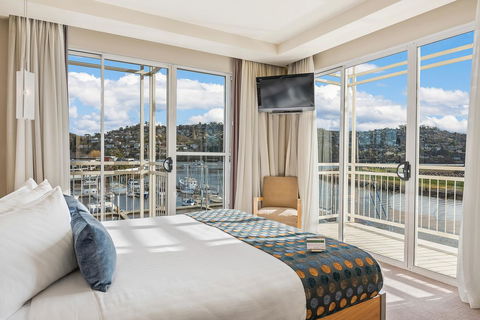 Peppers Seaport Hotel - Tourism Townsville 21
