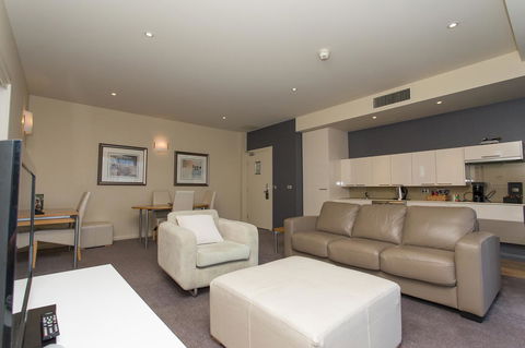 Peppers Seaport Hotel - Tourism Townsville 40