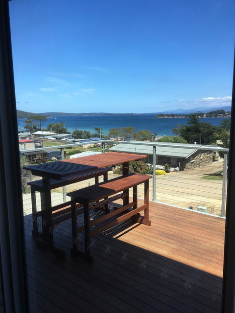 Couples Getaway On Bruny Island - Tourism Townsville 9