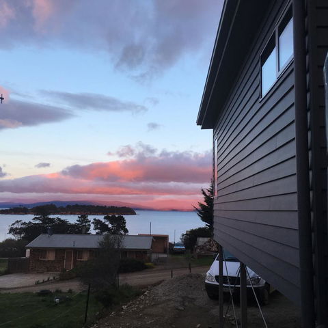 Couples Getaway On Bruny Island - Tourism Townsville 3