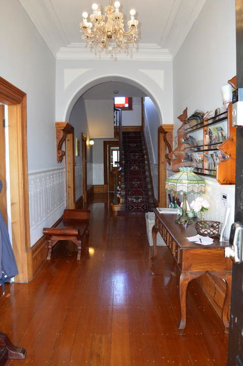 The Dragonfly Inn - Tourism Townsville 40