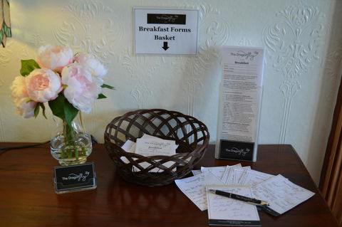 The Dragonfly Inn - Tourism Townsville 35