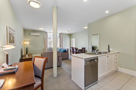 Launceston Central Apartment Hotel Official - Tourism Townsville 15