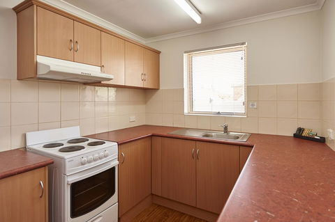 Elphin Serviced Apartments - Tourism Townsville 26