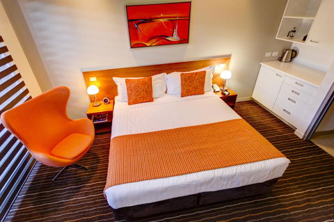 Mantra Charles Hotel - Tourism Townsville 24