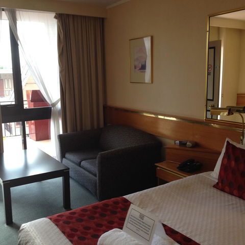 Commodore Regent - Tourism Townsville 12