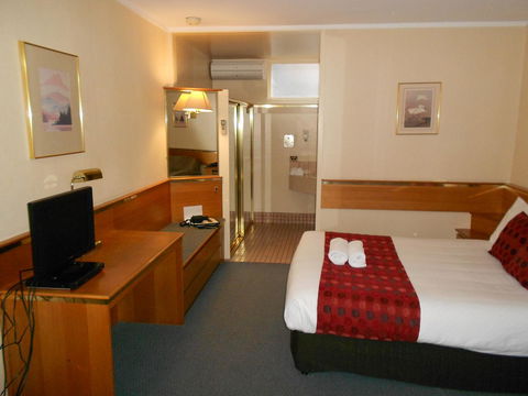 Commodore Regent - Tourism Townsville 30