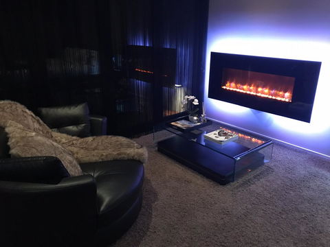 Amare Beachside Luxury - Tourism Townsville 8
