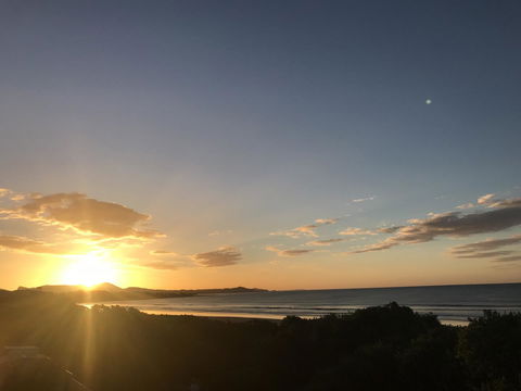 Amare Beachside Luxury - Tourism Townsville 9