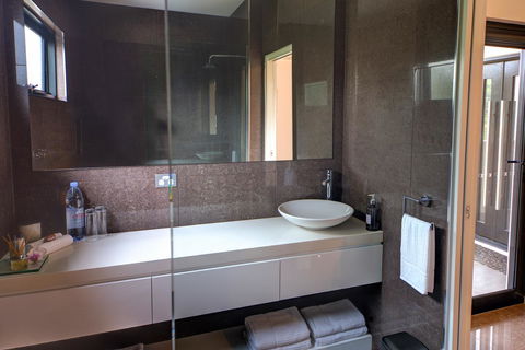 Amare Beachside Luxury - Tourism Townsville 15