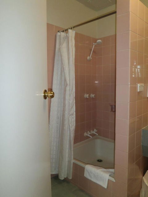 Parklane Motel - Tourism Townsville 42