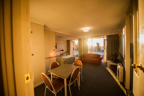 Parklane Motel - Tourism Townsville 0