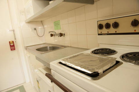 Parklane Motel - Tourism Townsville 11