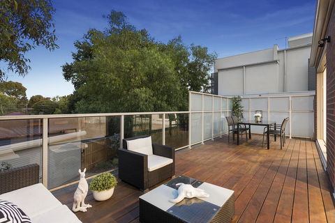 NEW Inner Melb Luxury Modern Grand Holiday House - Great Location, Wifi, Parking - Tourism Townsville 2