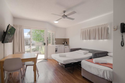 Noosa Sun Motel - Tourism Townsville 2