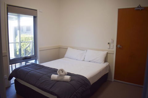 NRMA Sydney Lakeside Holiday Park - Tourism Townsville 1