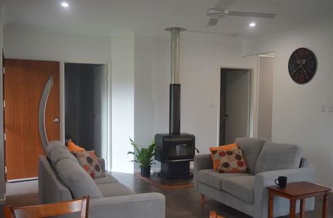 Nyleta Lodge - Tourism Townsville 2