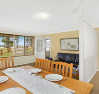 Ocean Blue Apartment Five - ground floor apartment - Tourism Townsville