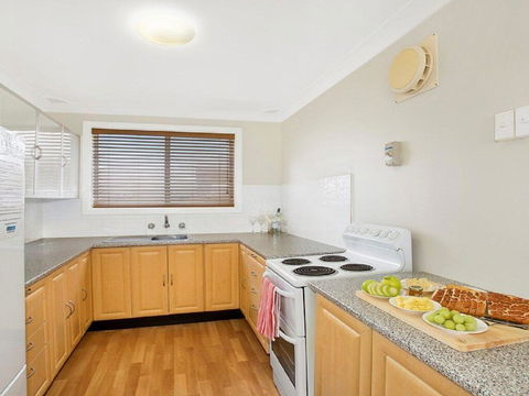 Ocean Blue Apartment Five - Ground Floor Apartment - Tourism Townsville 2