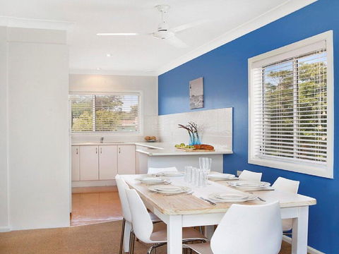 Ocean Blue Apartment Four - Apartment On 2nd Level - Tourism Townsville 3