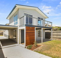 Ocean Chill 10 Minutes Drive to Phillip Island Pet Friendly Family Home Sleeps 8 - Tourism Townsville