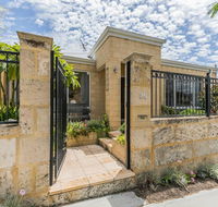 Ocean Keys Cottage - Free WiFi - Tourism Townsville