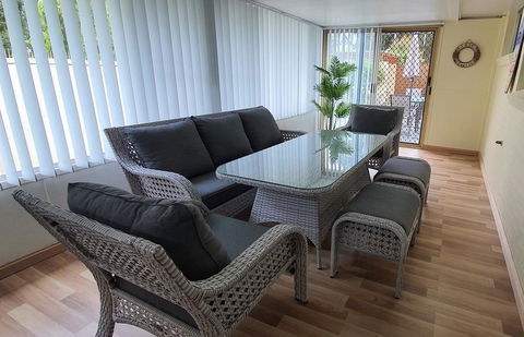 Ocean Pearl Villa - Tourism Townsville 0