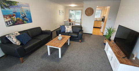 Ocean Pearl Villa - Tourism Townsville 3