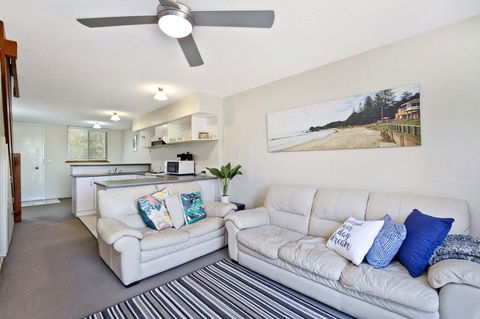 Ocean Terrace 6 67 Pacific Drive - Tourism Townsville 1