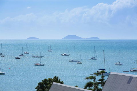 Ocean View Studio 14A - Tourism Townsville 1