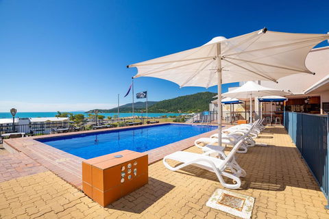 Ocean View Studio 9A - Tourism Townsville 3