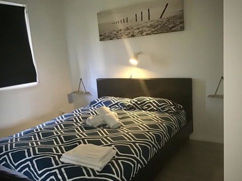 Ocean View Villas - Tourism Townsville 1