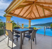 Ocean Views Galore - Airlie Beach - Tourism Townsville