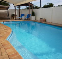 Oceana Holiday Units - Tourism Townsville