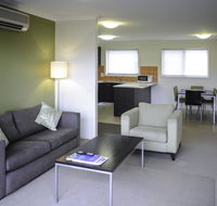 Oceanic on Thompson Apartments - Tourism Townsville