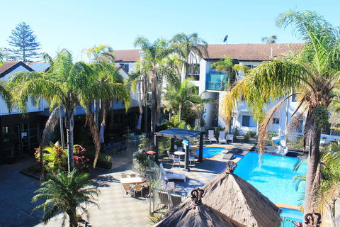 Oceanside Hawks Nest - Tourism Townsville 1