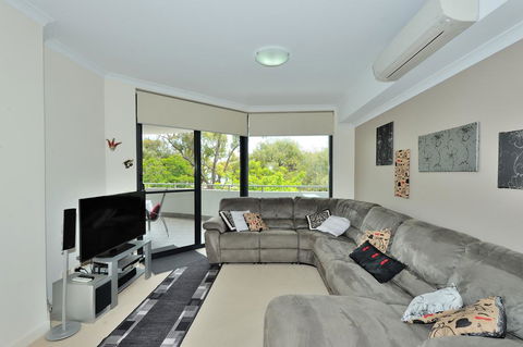 OceanView Apartment - Tourism Townsville 2