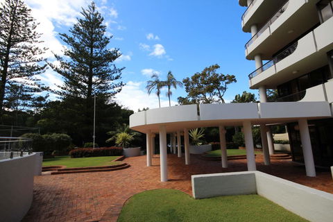 Pacific Towers 603 - Tourism Townsville 1
