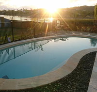 Palm Lakeside Holiday Home - Bowen Whitsundays Queensland - Tourism Townsville