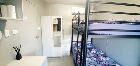 Palm Tree Backpackers - Tourism Townsville 2