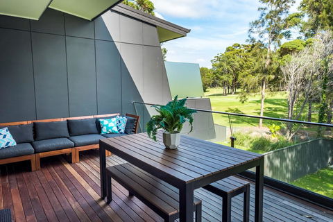 Pandanas Apartments 17A - Mollymook Beach - Tourism Townsville 1