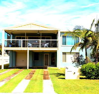 Paradise by the Beach - Tourism Townsville
