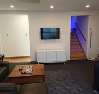 Paradise Escapes - Tourism Townsville
