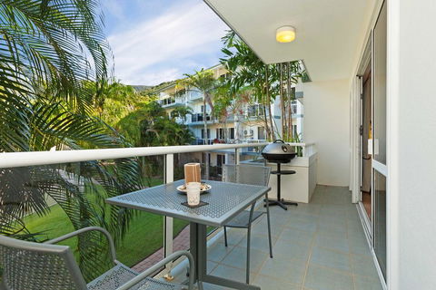Paradise In The Tropics - Tourism Townsville 0