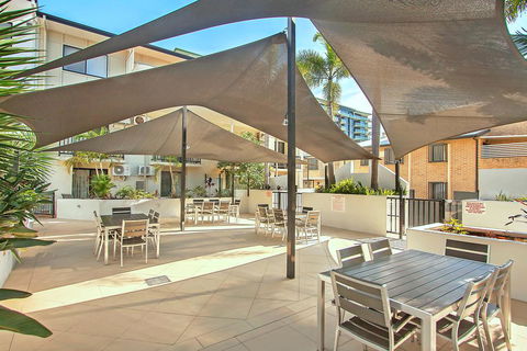 Parkview Apartments - Tourism Townsville 1