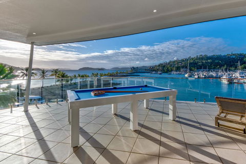 Pavillions Penthouse 25 - 4 Bedroom Luxury Ocean View Hamilton Island - Tourism Townsville 1