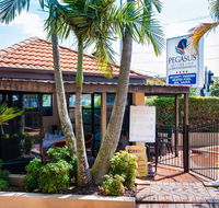 Pegasus Motor Inn and Serviced Apartments - Tourism Townsville